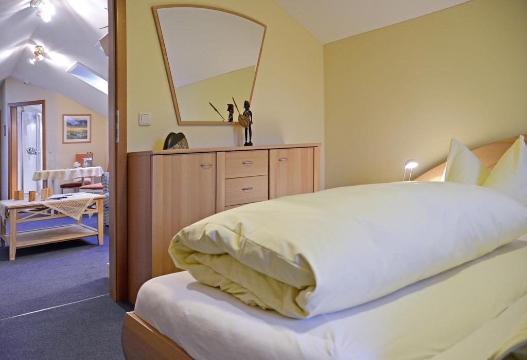 Hotel Gasthof Am Forsthof Edelsfeld Pokoj fotografie
